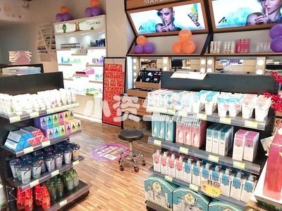 開(kāi)化妝品店容易虧本嗎？小資生活助你成就財(cái)富人生
